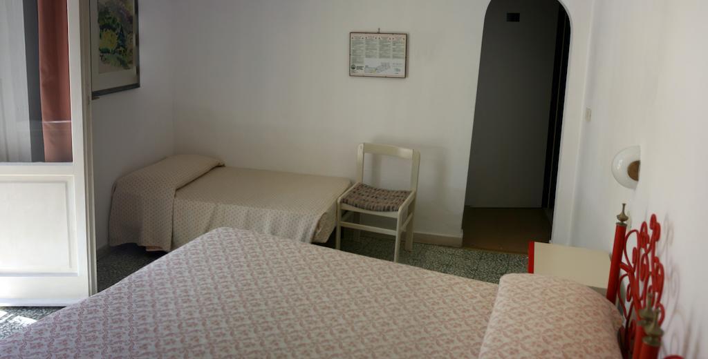 Hotel Villa Nettuno มารินา ดิ กัมโป ห้อง รูปภาพ