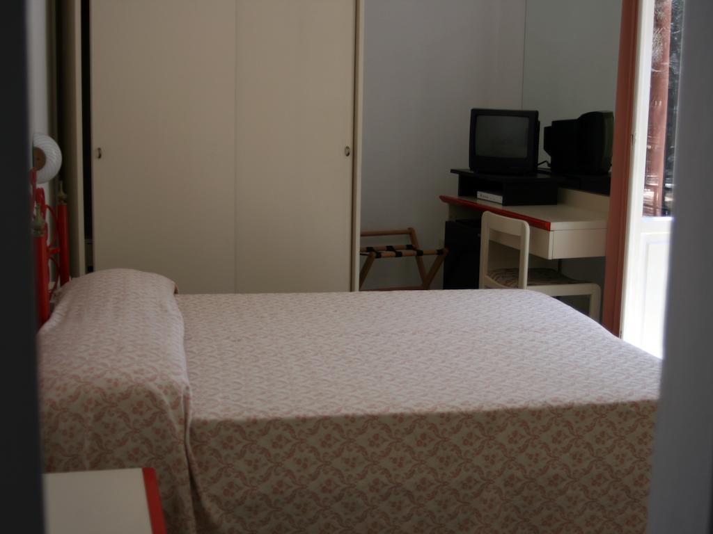 Hotel Villa Nettuno มารินา ดิ กัมโป ห้อง รูปภาพ