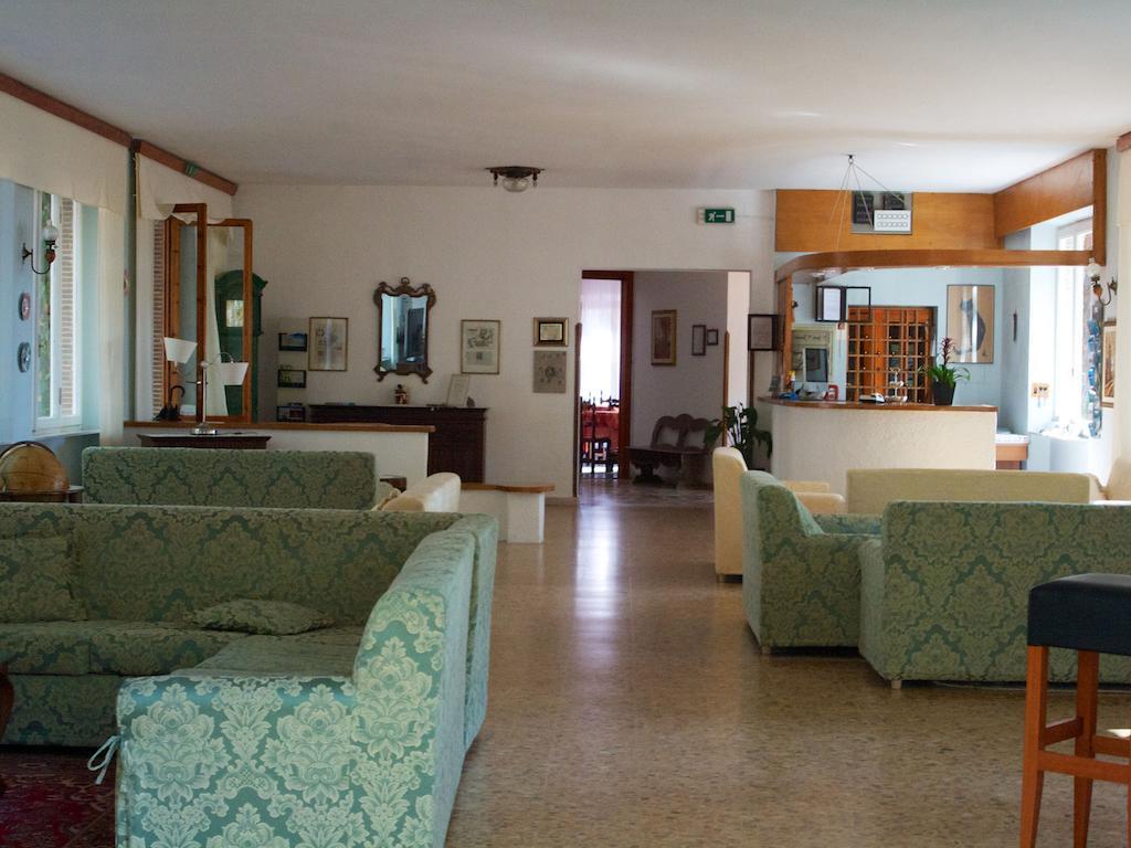 Hotel Villa Nettuno มารินา ดิ กัมโป ภายนอก รูปภาพ