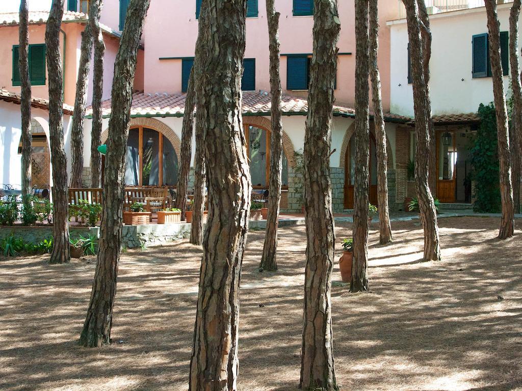 Hotel Villa Nettuno มารินา ดิ กัมโป ภายนอก รูปภาพ