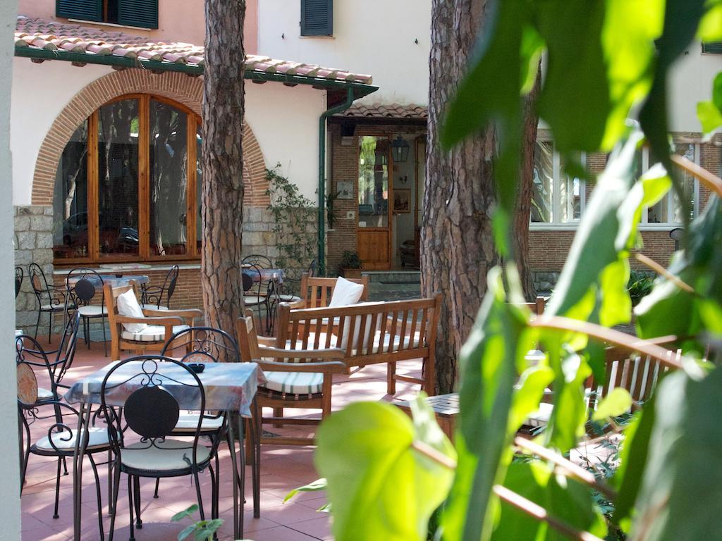 Hotel Villa Nettuno มารินา ดิ กัมโป ภายนอก รูปภาพ