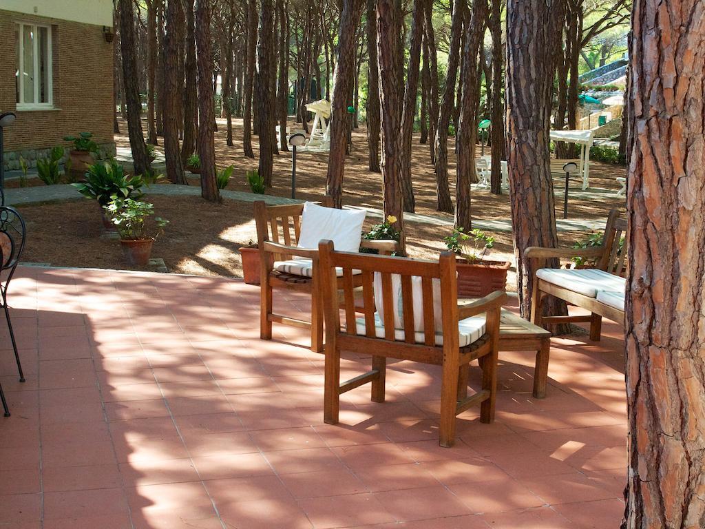 Hotel Villa Nettuno มารินา ดิ กัมโป ภายนอก รูปภาพ